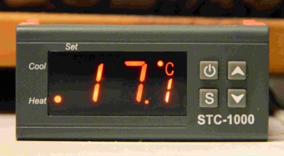 STC-1000 front.jpg