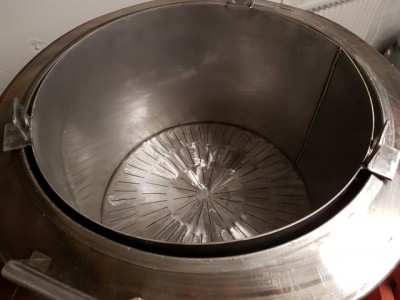 20161226_211949 (Small).jpg (88.28 KiB) Visad 11483 gånger Princip för maltrör (bryggkollektiv, 50cm diameter)
